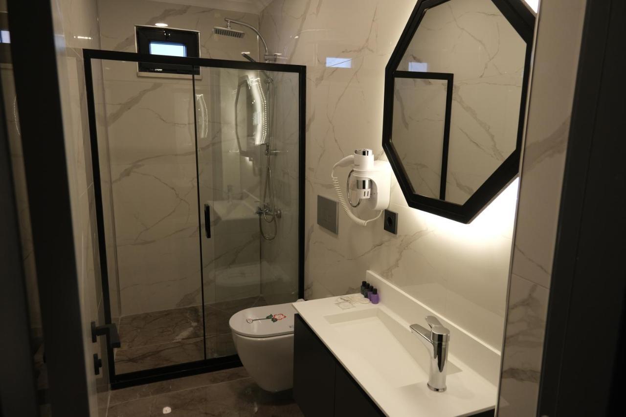 The Pearl Airport Hotel Arnavutkoy Esterno foto