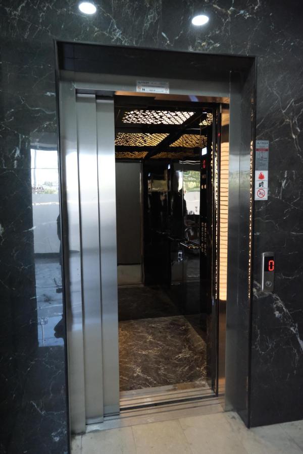 The Pearl Airport Hotel Arnavutkoy Esterno foto