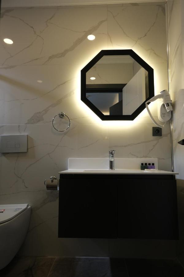 The Pearl Airport Hotel Arnavutkoy Esterno foto